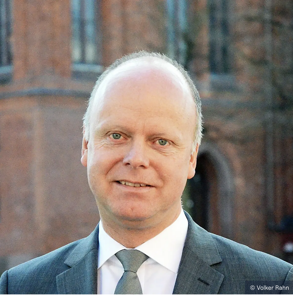 Bildschirmfoto 2025-11-09 um 22.17.39